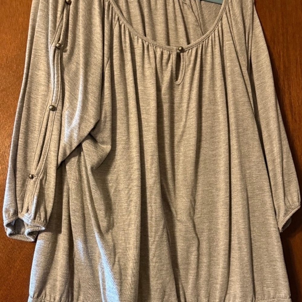 Faded Glory Gray Women's Top with Button Detail 3X